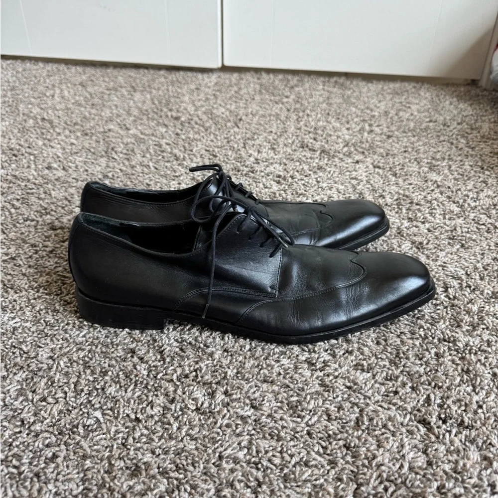 Gucci leather men dress shoes